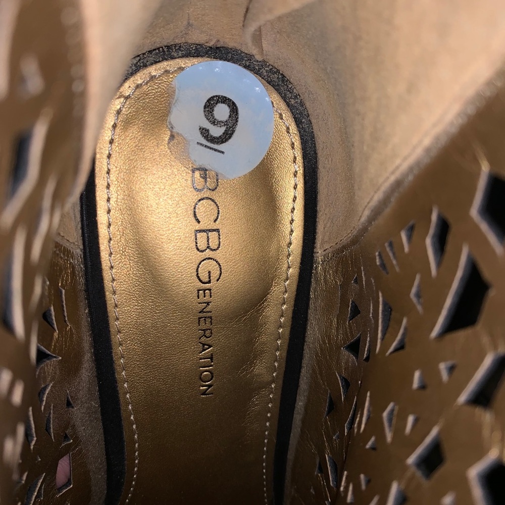 Ladies Bcbgeneration Black Booties - image 4